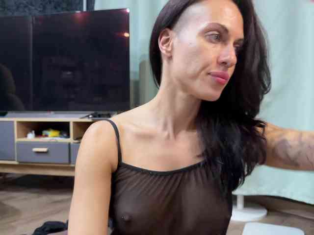 charmingaura1 webcam