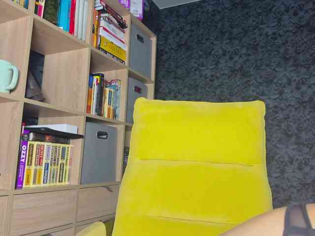 charmingaura1 webcam