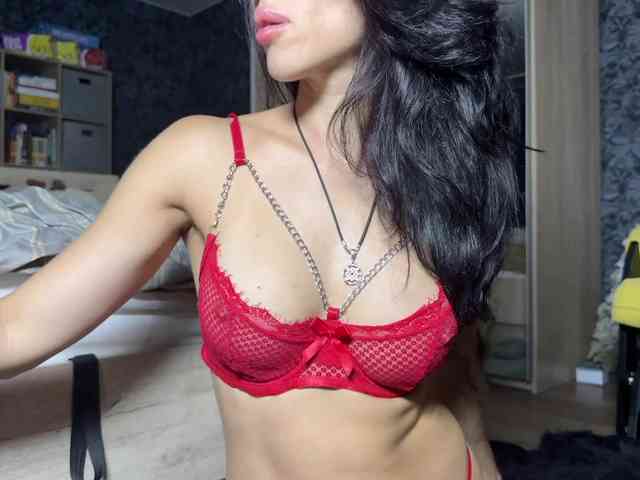 charmingaura1 webcam
