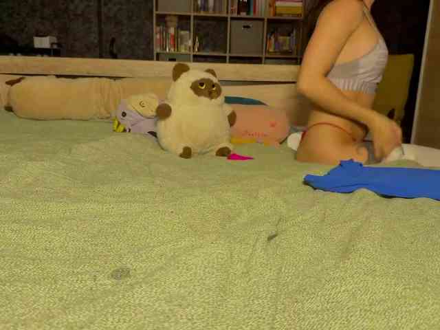 charmingaura1 webcam