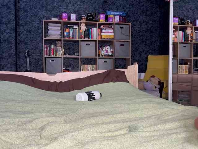 charmingaura1 webcam