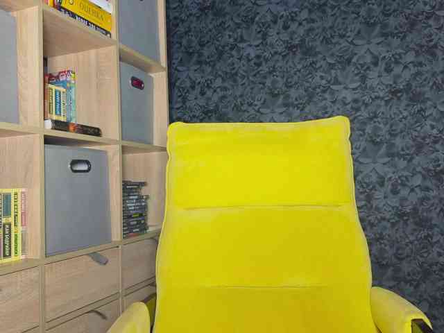 charmingaura1 webcam