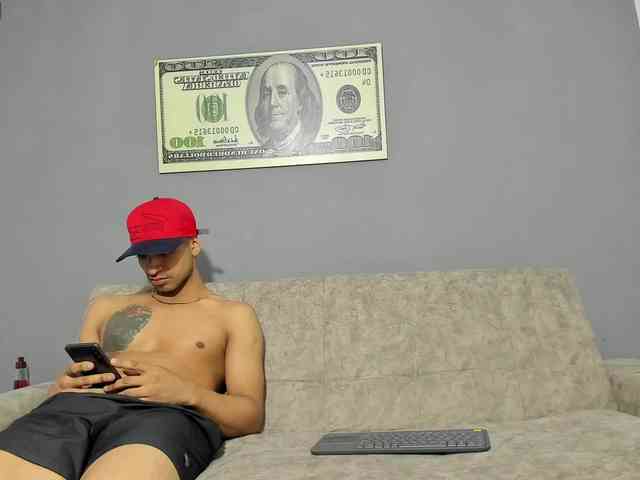 AmaraAndSebastia... Live Webcam on BongaCams