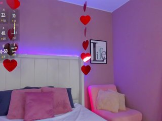 SarahYessica Porn Show