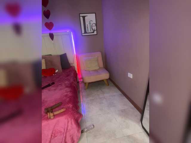 SarahYessica's BongaCams show and profile