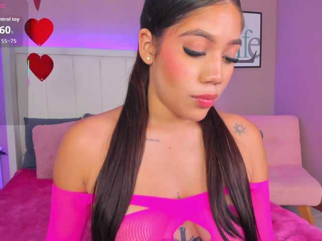 SarahYessica's BongaCams show and profile