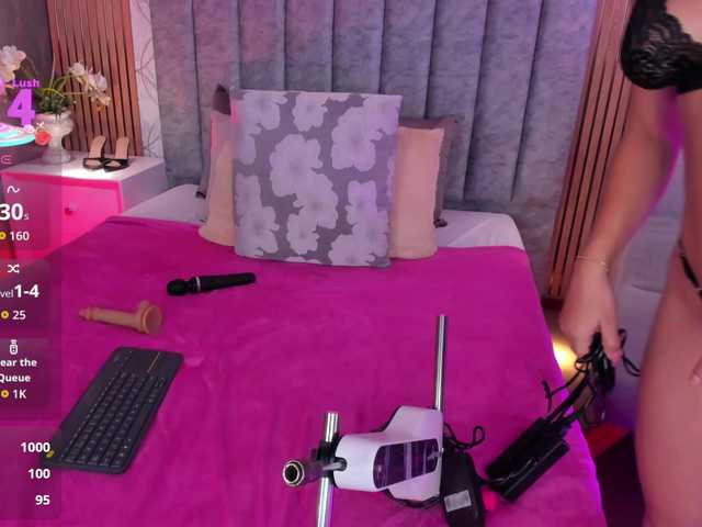 SarahYessica's BongaCams show and profile