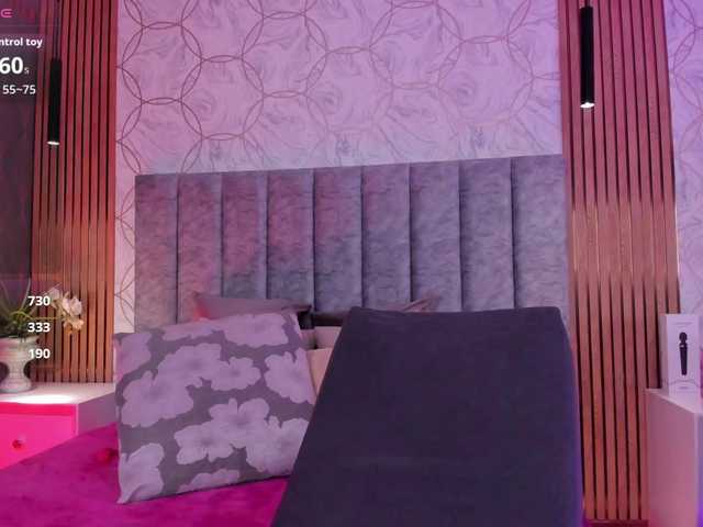 SarahYessica live cam