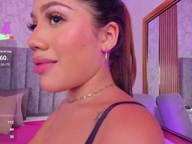 SarahYessica's BongaCams show and profile