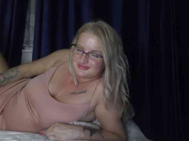 BrattyMeaCulpa webcam