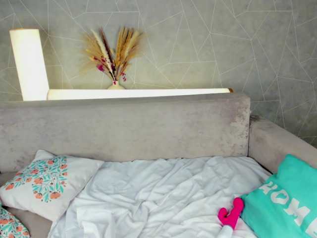 Jane-Broks's BongaCams show and profile