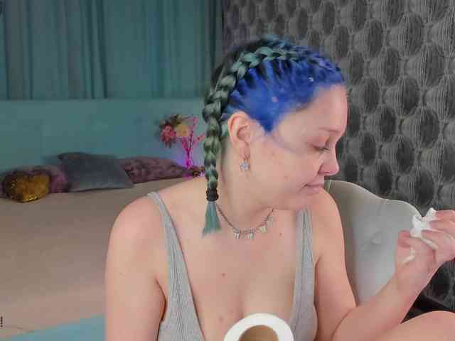 MaryShiota webcam