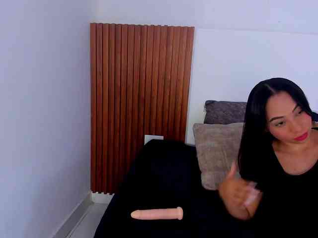 Dreamy-girl webcam