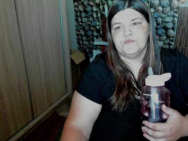  Ionysexylips69 chat room