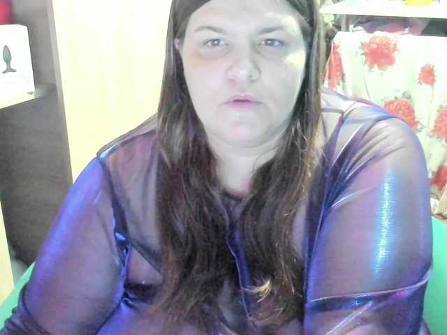 Ionysexylips69 on BongaCams