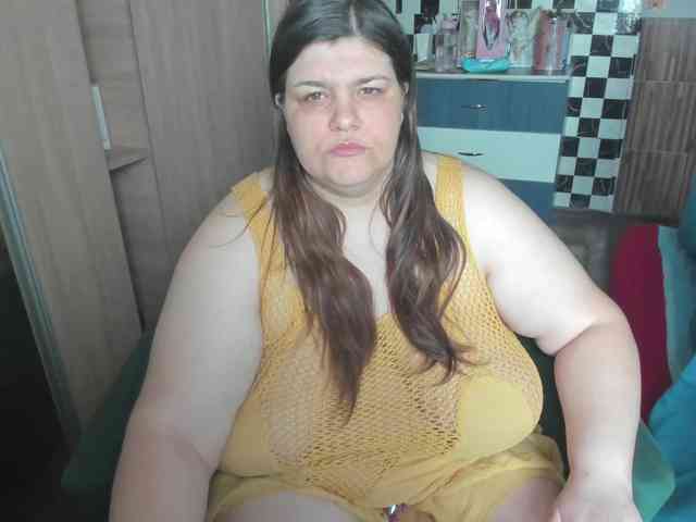 Ionysexylips69 webcam