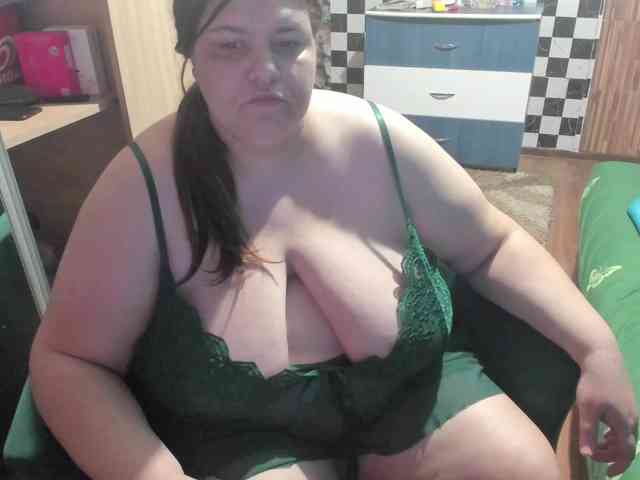 Ionysexylips69 webcam