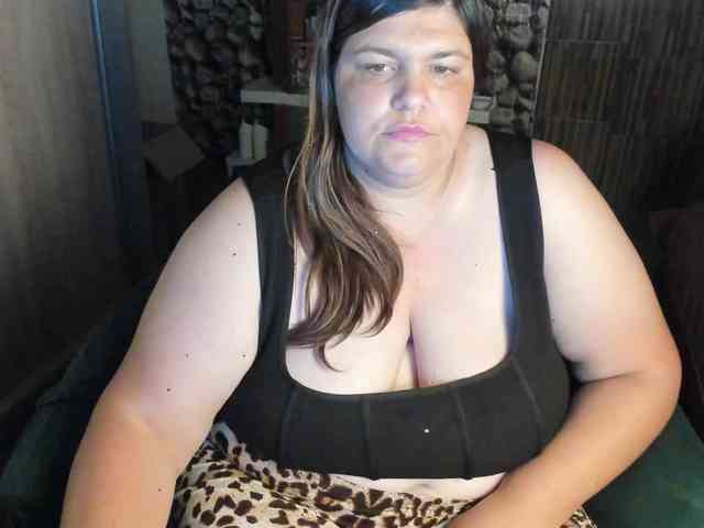 Ionysexylips69 webcam