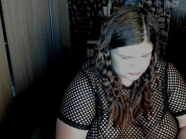 Ionysexylips69 webcam