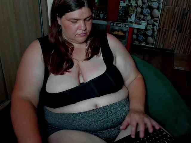 Ionysexylips69 webcam