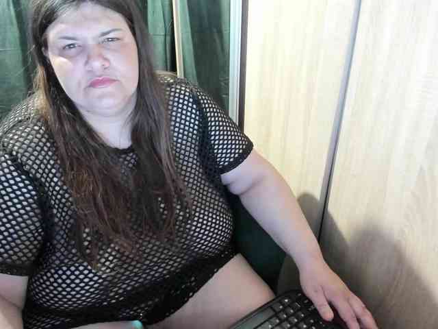 Ionysexylips69 webcam