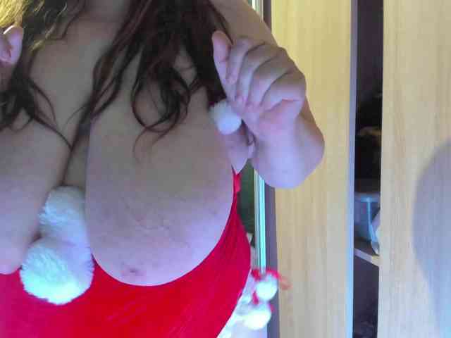 Ionysexylips69 webcam