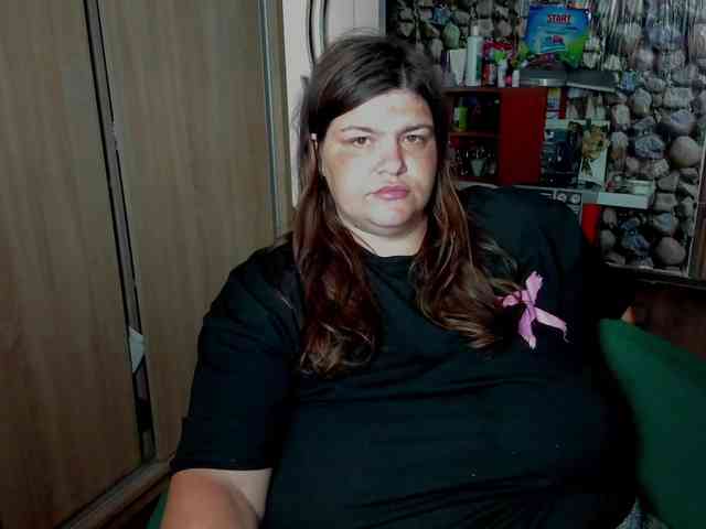 Ionysexylips69 webcam