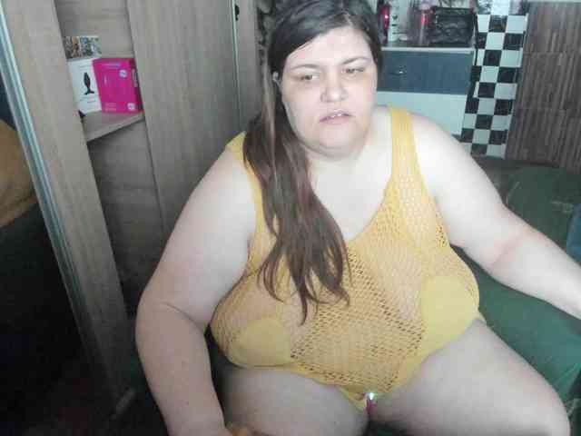 Ionysexylips69 webcam