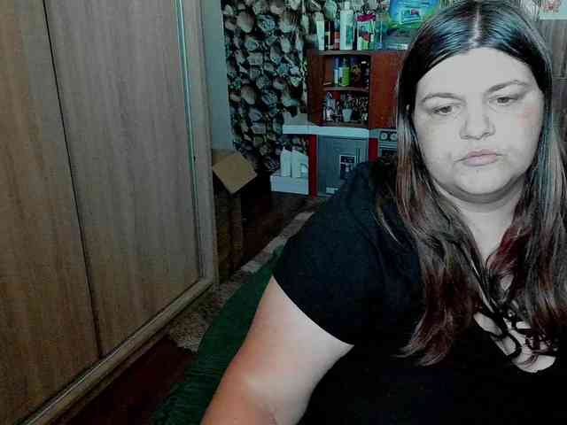 Ionysexylips69 webcam