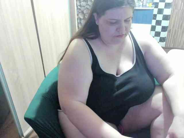 Ionysexylips69 webcam