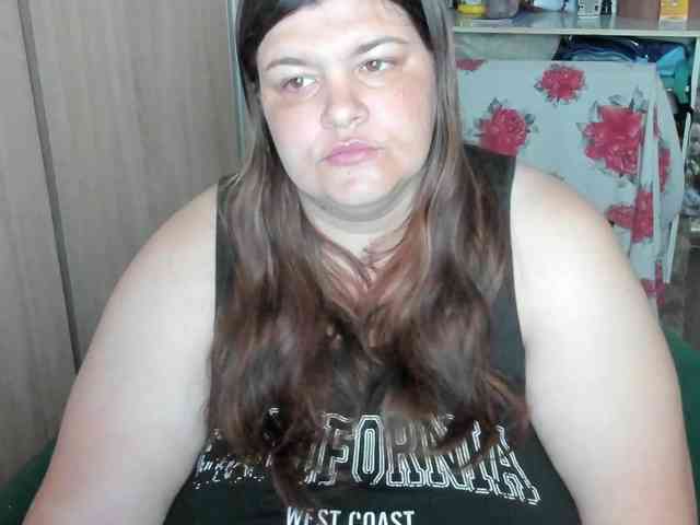 Ionysexylips69 webcam