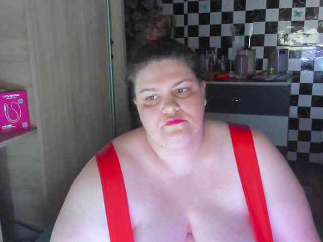 Ionysexylips69 webcam