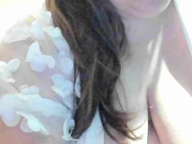 Ionysexylips69 webcam