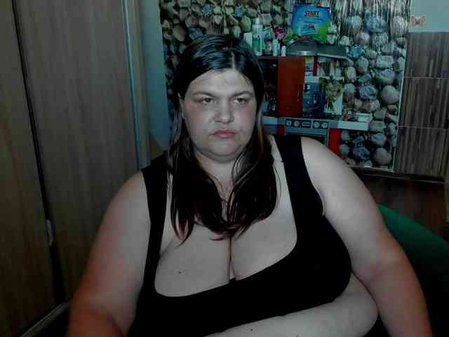 Ionysexylips69 webcam