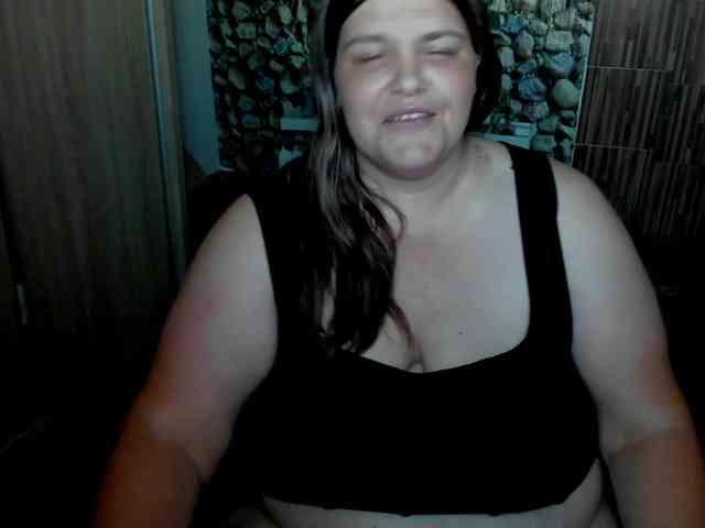 Ionysexylips69 webcam
