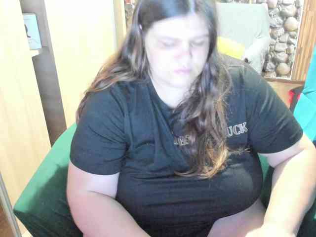 Ionysexylips69 webcam