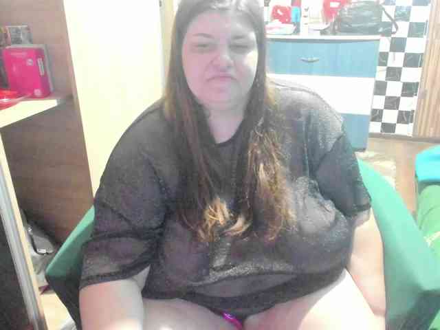 Ionysexylips69 webcam