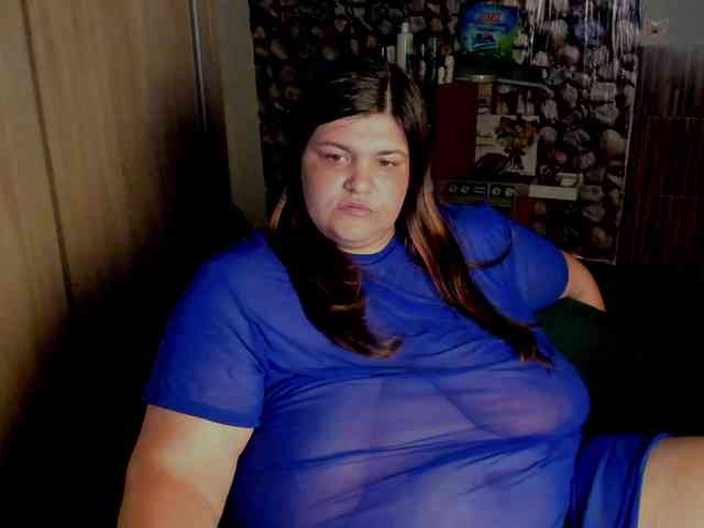 Ionysexylips69 webcam