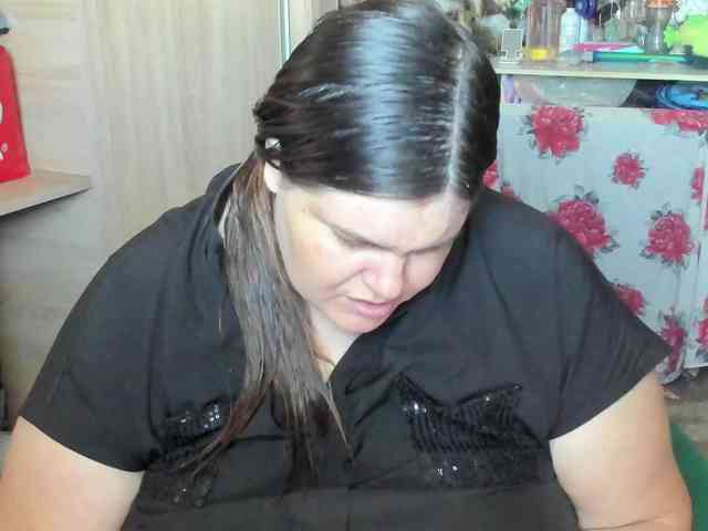Ionysexylips69 webcam