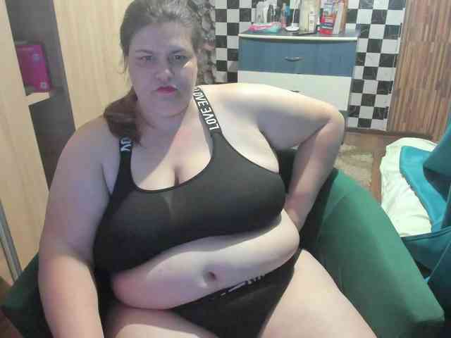 Ionysexylips69 webcam