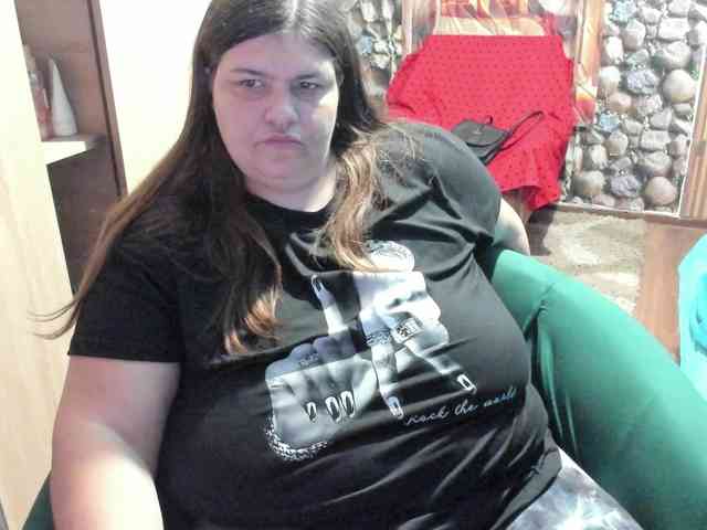 Ionysexylips69 webcam