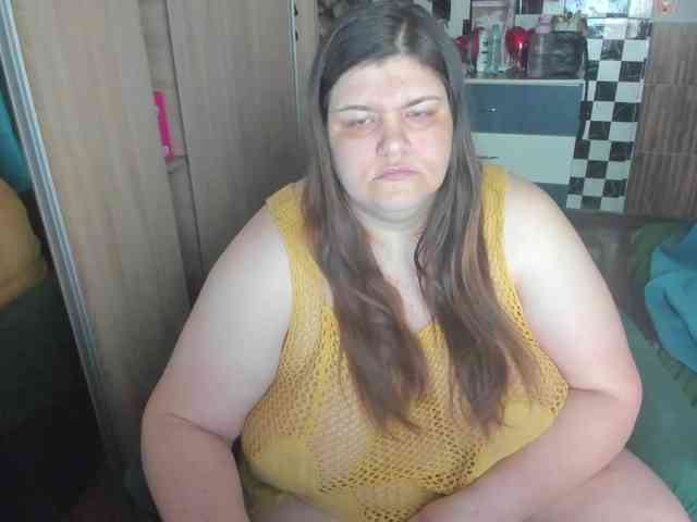 Ionysexylips69 webcam