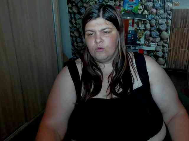 Ionysexylips69 webcam