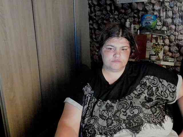 Ionysexylips69 webcam
