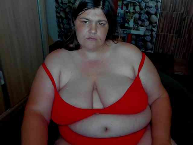 Ionysexylips69 webcam