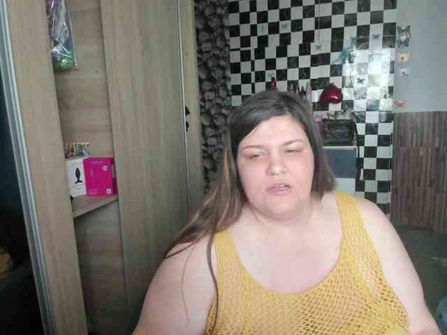 Ionysexylips69 webcam