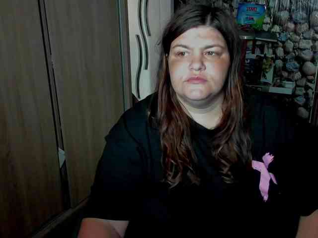 Ionysexylips69 webcam