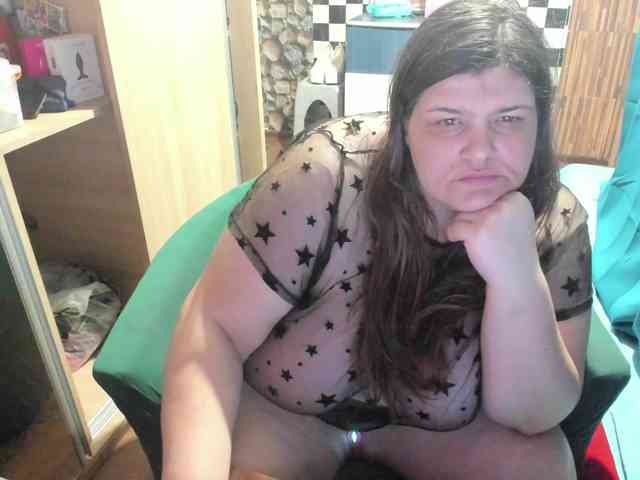 Ionysexylips69 webcam