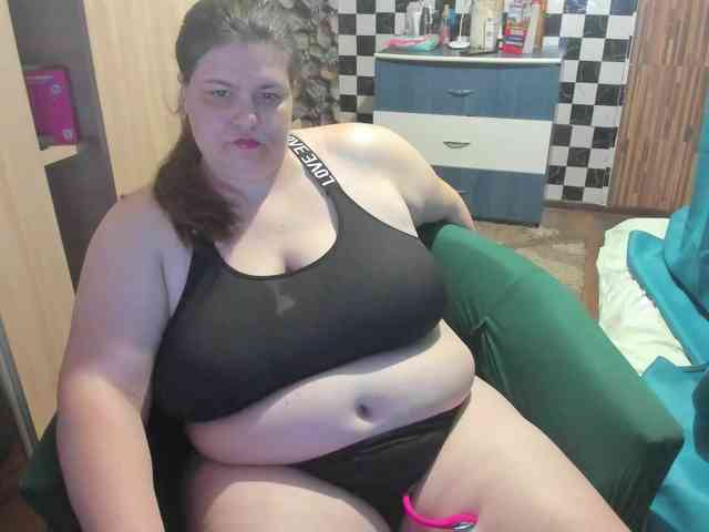 Ionysexylips69 webcam