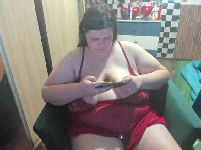 Ionysexylips69 webcam